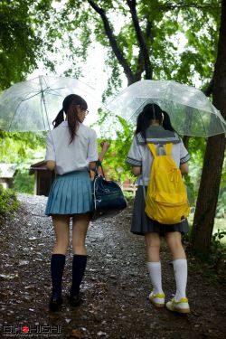 给同桌校花开嫩苞