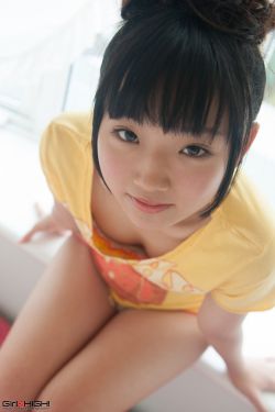 老汉开嫩苞视频